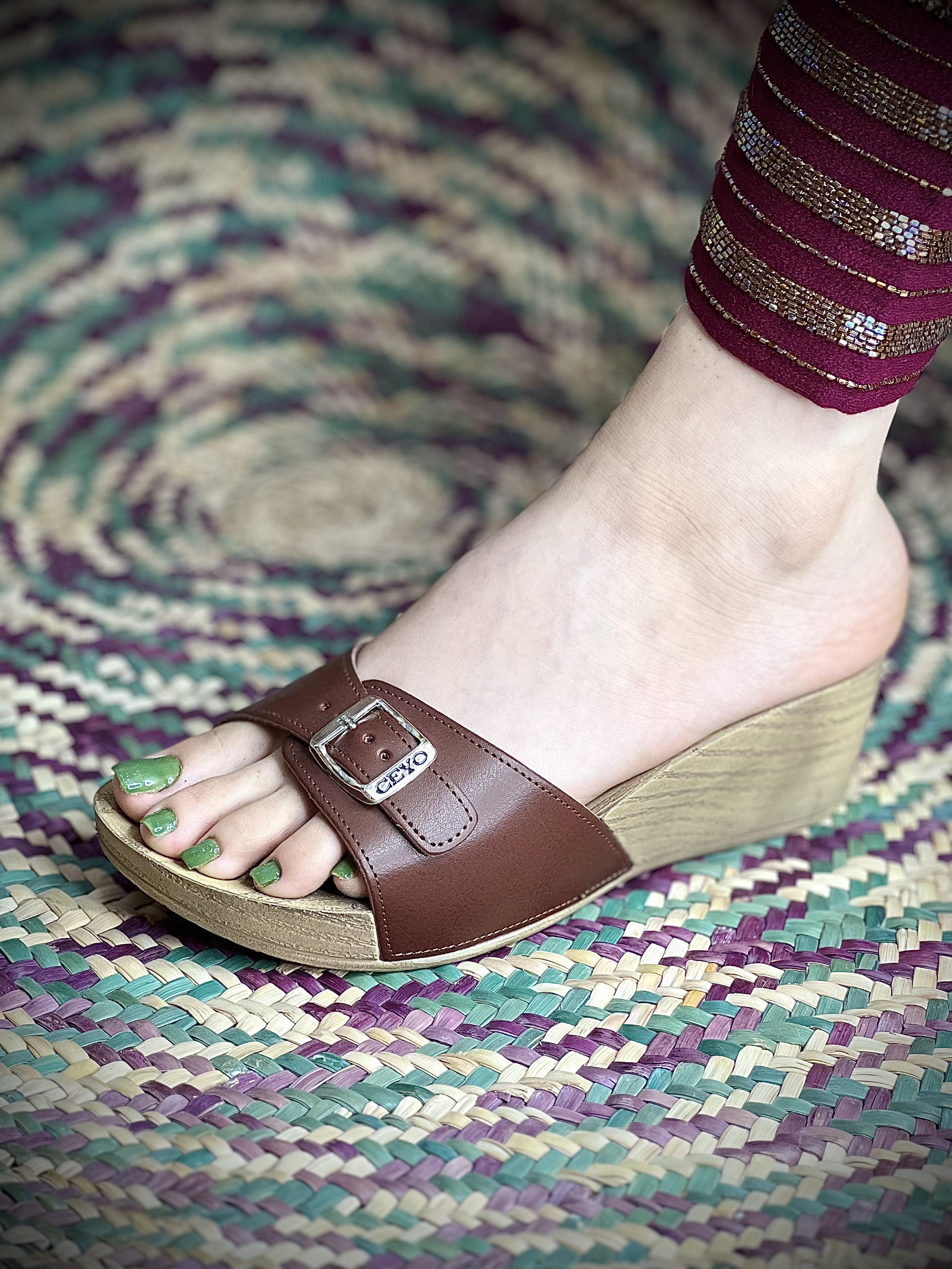 دمپایی سگک دار پاشنه بلند سیو طبی وارداتی ترکیه